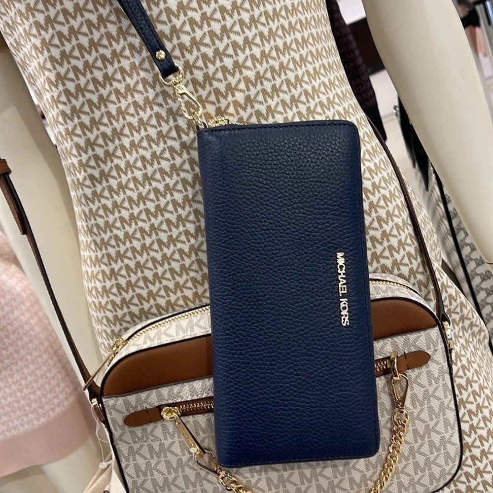 Michael Kors Jet Set Travel Large Travel CONTINENTAL  Navy